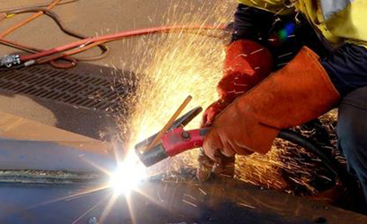 Air Carbon Arc Cutting vs Plasma - The Superior Metal Cutting Method 2 carbon arc gouging