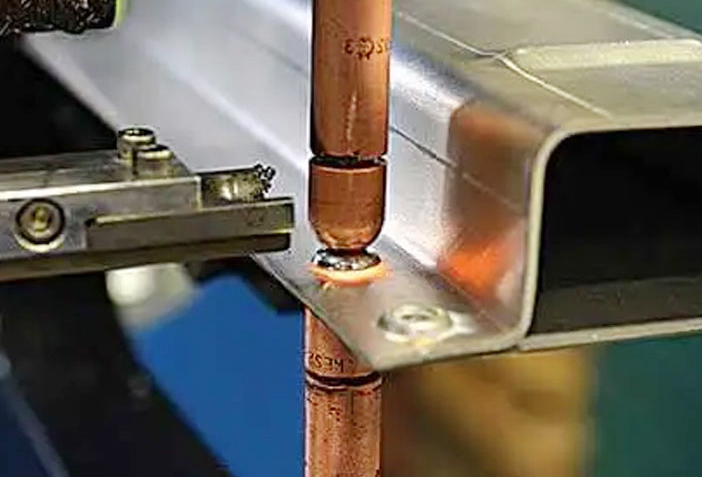 Automotive Spot Welding - Welding in the Automotive Industry 2 What is spot welding 1